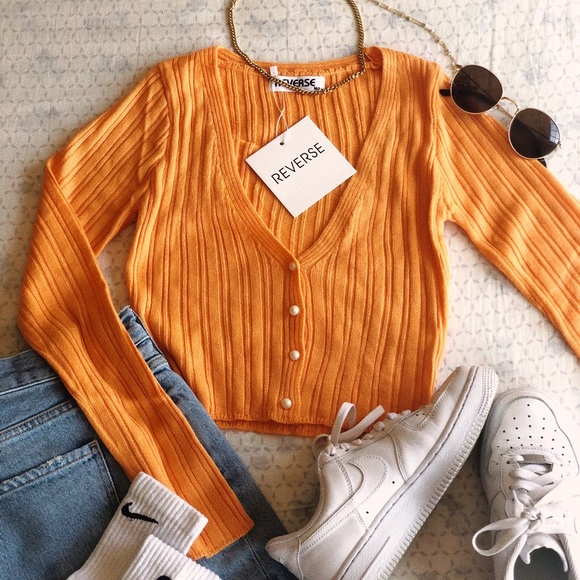 Verge girl Eyes for You Pearl Button Front Top - Picture 2 of 4